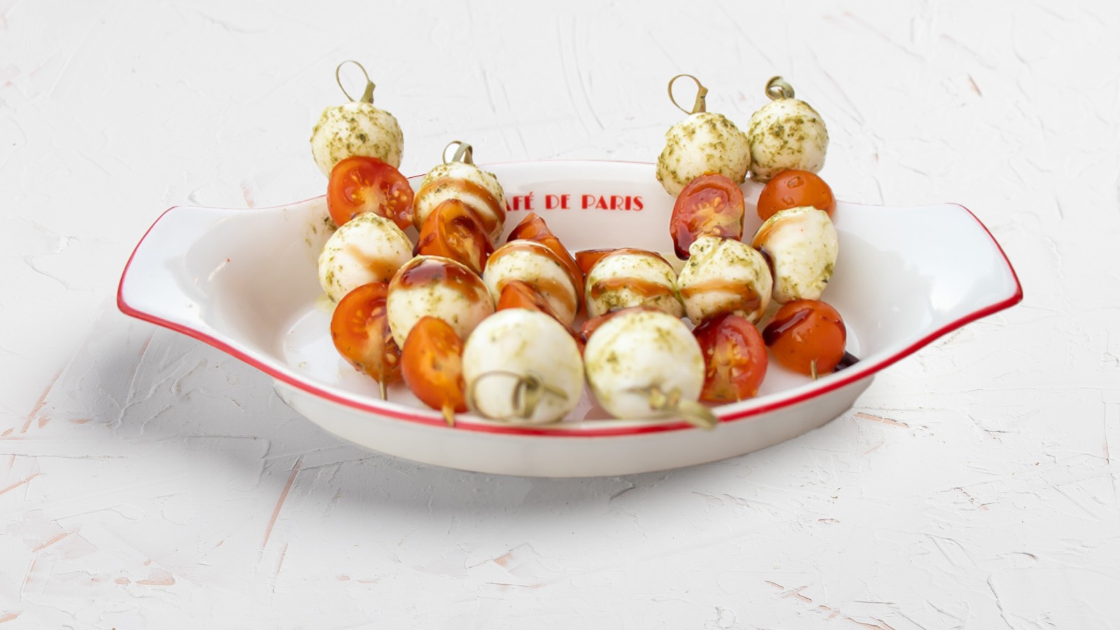 TOMATO MOZARELLA STICKS