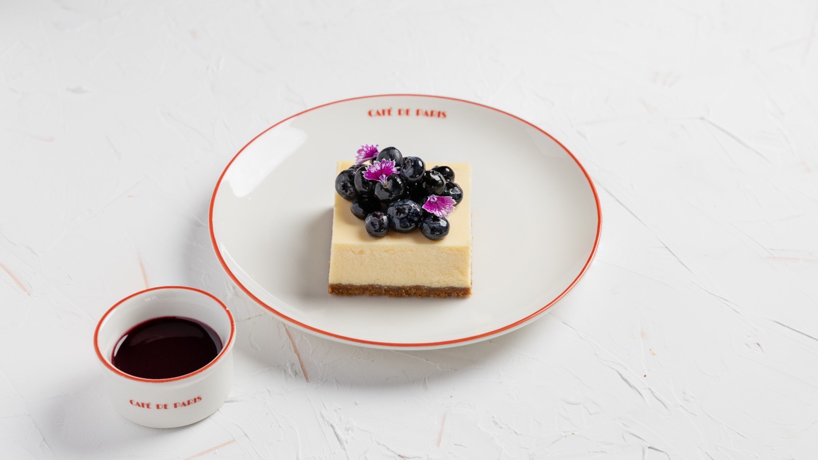 BLUEBERRY CHEESECAKE