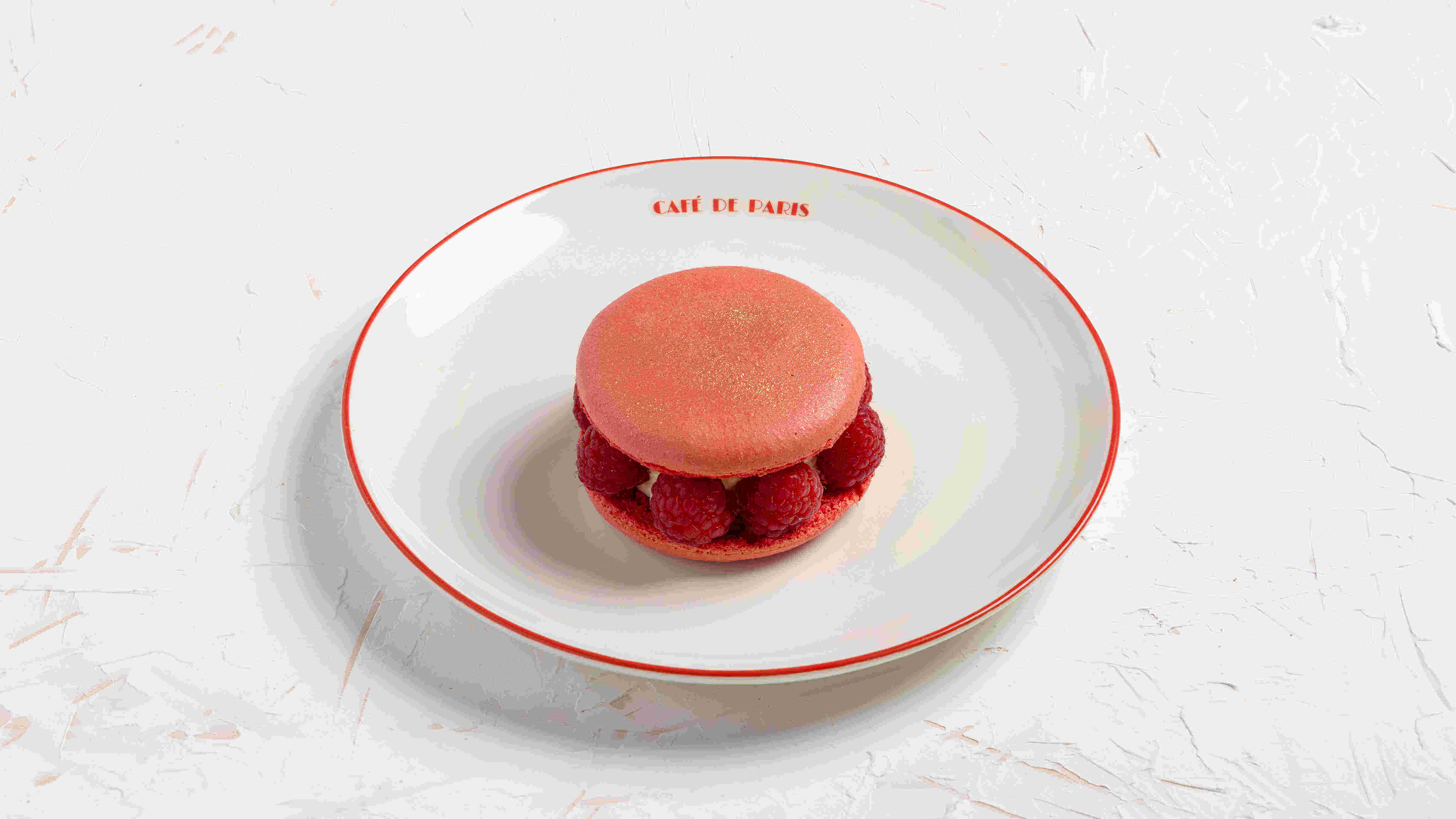 MACARON VANILLE ET FRAMBOISES